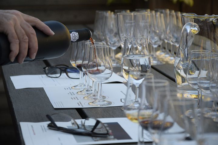 La cata de vinos y el análisis sensorial